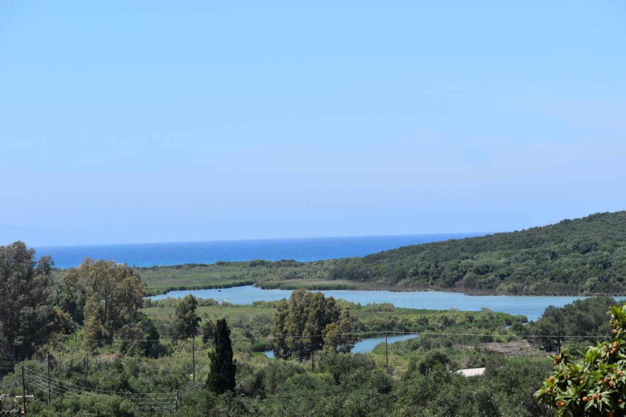 Villa Eleni Peritheia Agios Spyridon  Esterno foto