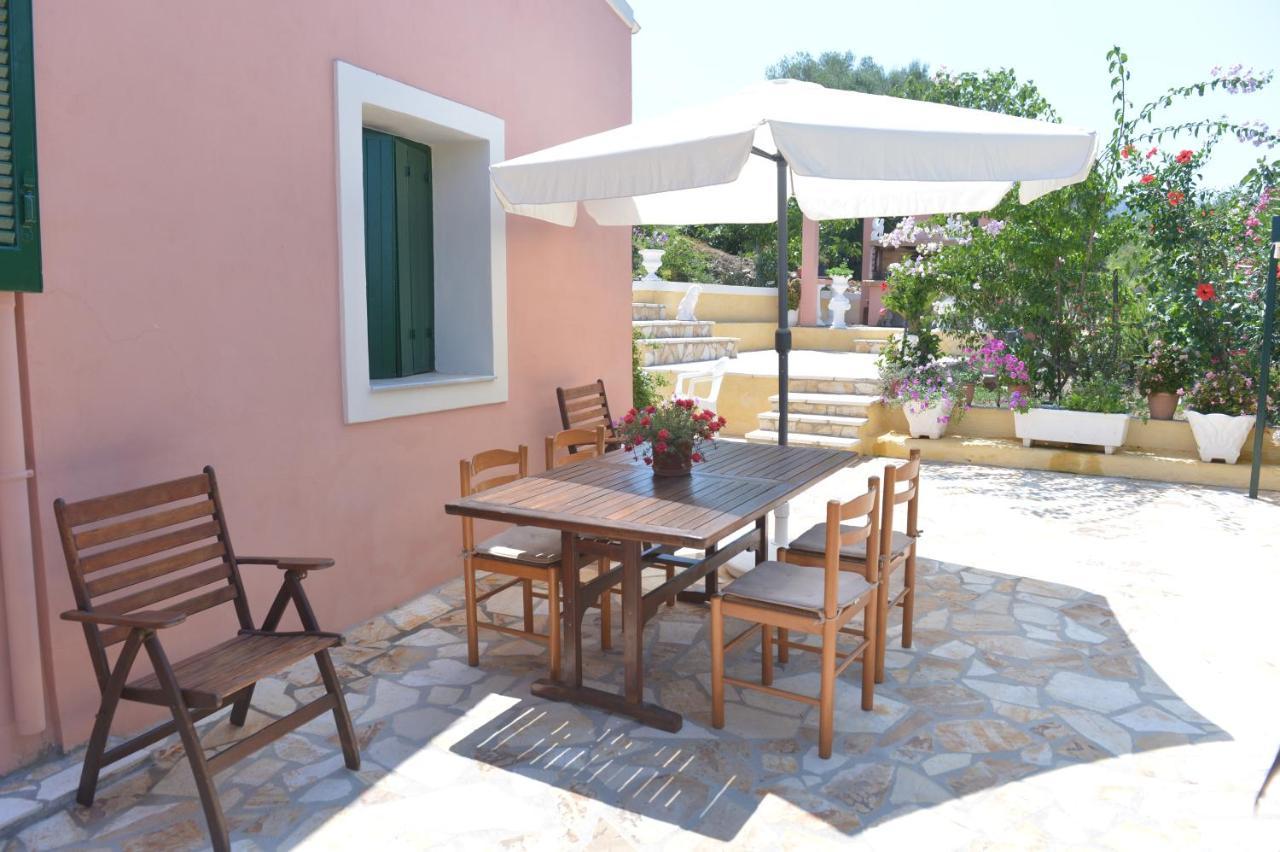 Villa Eleni Peritheia Agios Spyridon  Esterno foto