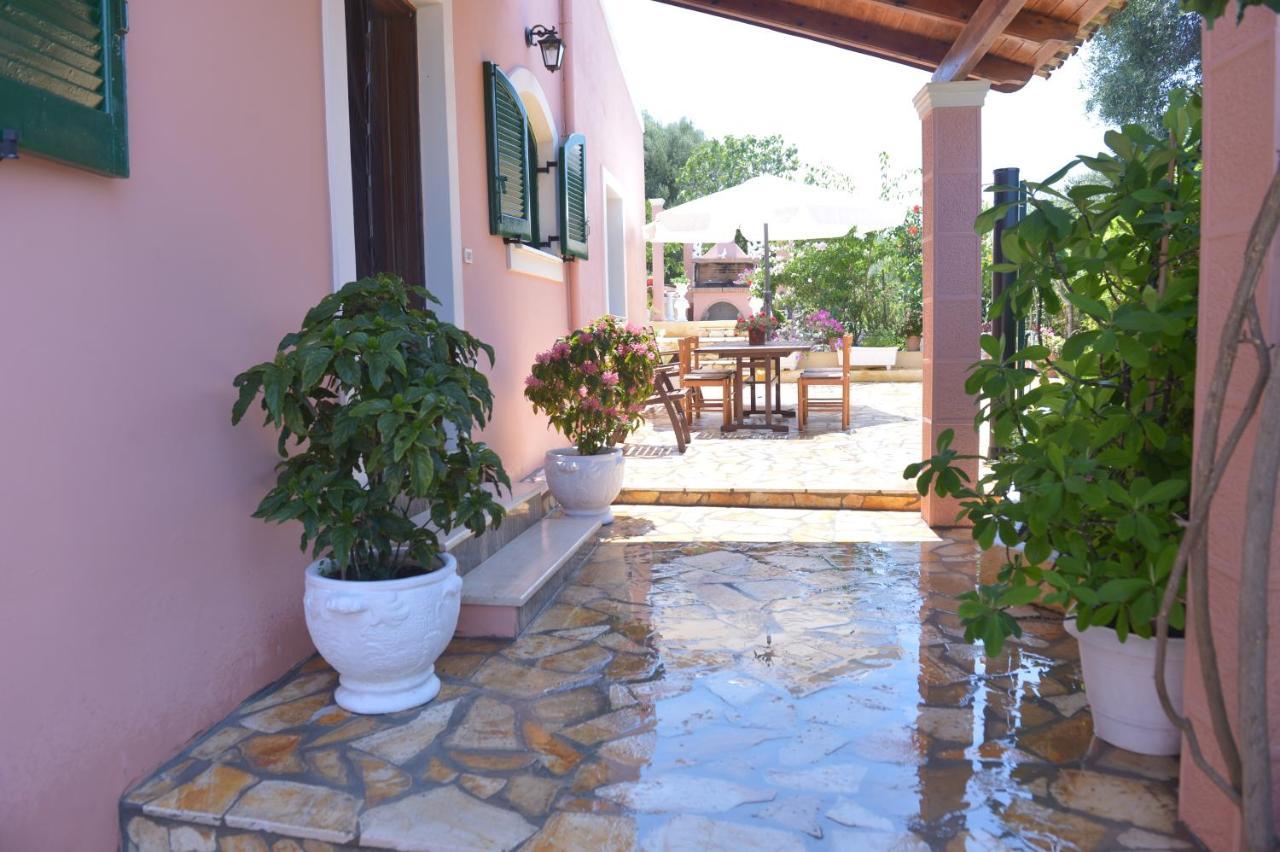 Villa Eleni Peritheia Agios Spyridon  Esterno foto